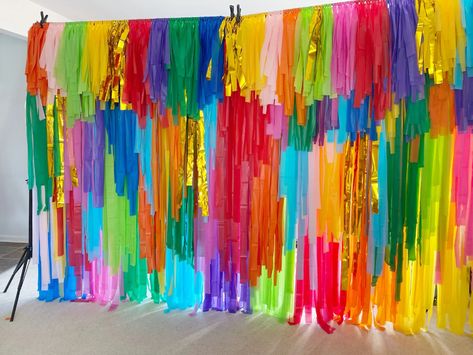 Mexican Backdrop, Latin Party, Fringe Wall, Colorful Backdrop, Taco Twosday, Backdrop For Birthday, Fiesta Theme Party, Fringe Backdrops, Pink Berry