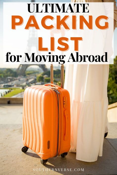 Packing List For Moving, Overseas Packing List, Laptop Pictures, Abroad Packing List, Move To Canada, Moving Hacks Packing, Packing Essentials List, Ultimate Packing List, International Move