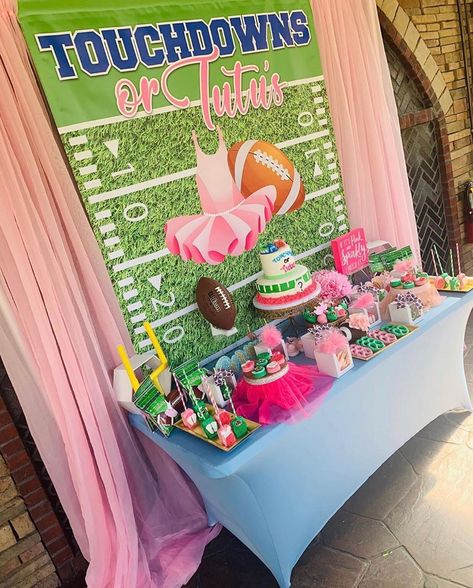 Woo'em on Instagram: “Touchdowns or Tutus Gender Reveal 📸: @kandk.sweetevents  Inquiries: Sunny@wooemdesign.com or shop with me! Check profile for link • • •…” Gender Reveal Treat Table, Football Gender Reveal Party, Touchdowns Or Tutus Gender Reveal, Gender Reveal Ideas For Party, Football Gender Reveal, Simple Gender Reveal, Baby Gender Reveal Party Decorations, Gender Reveal Party Games, Treat Table