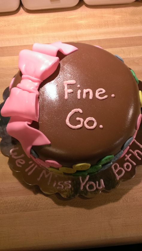 I made this little farewell cake for a couple of lovely co-workers.  It was decorated with homemade fondant decorations. Goodbye Cake, Farewell Cake, Goodbye Party, Coworker Birthday Gifts, Farewell Parties, Farewell Gifts, Special Cake, Almond Cakes, Ice Cream Cake