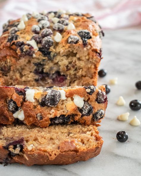 Blueberry Chocolate Chip Bread, Banana White Chocolate Chip Muffins, Banana Bread Blueberry, White Chocolate Banana Bread, Bread Blueberry, White Chocolate Banana, Blueberry White Chocolate, Fruit Breads, Banana Pecan Bread