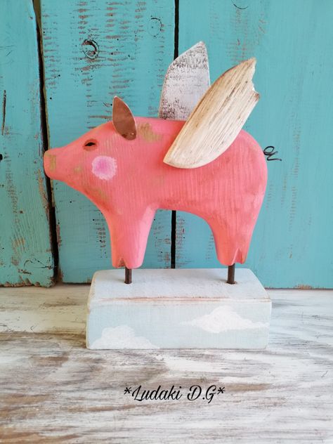 Pig Crafts, Crafting Recipes, Pigs Fly, Wood Animal, Year Of The Pig, Tin Art, Papel Mache, Crafts To Make And Sell, Recycled Art