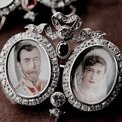 Anastasia Musical, Princess Anastasia, Don Bluth, Romanov Sisters, Anastasia Romanov, Alexandra Feodorovna, Royalty Aesthetic, Romanov Family, Imperial Russia