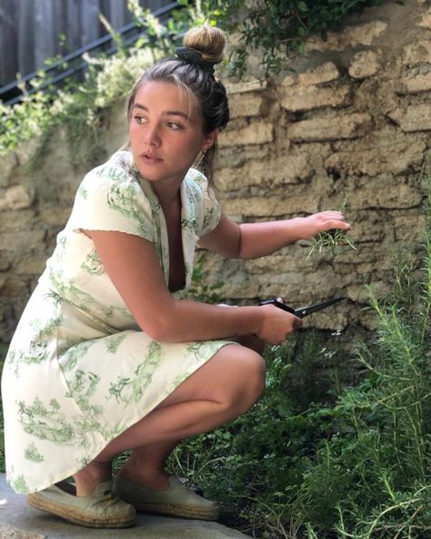 Florence Pugh on Instagram: “To all family, friends and fans who asked about this dress on my Sunday Roast cooking session yesterday.. Its GENUINELY called Sunday Best…” Flo Pugh, Spring Feeling, Fav Celebrities, Sunday Roast, Florence Pugh, Marvel Women, Iconic Women, Girl Crushes, Fav Celebs