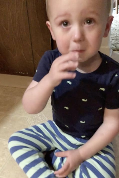 Video: Crying Toddler Learns to Self-Soothe With Mom’s Genius Tantrum-Taming Trick Kids Crying, Tantrum Kids, Tantrums Toddler, Listening Ears, Mom Son, With Mom, Toddler Learning, Teaching Kids