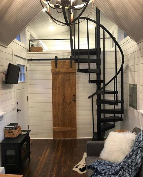 Spiral Staircase Loft, Spiral Staircase Dimensions, Diy Tiny Home, Stairs Loft, Spiral Staircase Kits, Spiral Stairs Design, Staircase Kits, Spiral Stair, Tiny House Bedroom