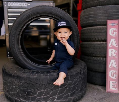 Mechanic themed first birthday! Mechanic 1st Birthday Pictures, First Birthday Mechanic Theme, Baby Mechanic Photoshoot, Levi Photoshoot, 2nd Birthday Photography, Baby Mechanic, Mechanics Birthday, Boys First Birthday, First Birthday Photography