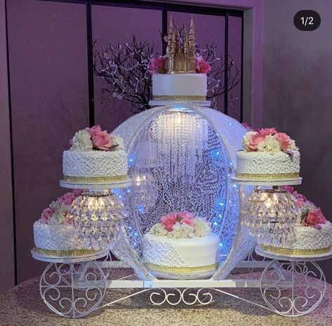 Quencinera Cake Ideas, Cinderella Sweet 16 Cake Ideas, Quince Cake Table Decorations, Wedding Cake 300 People, Cinderella 15 Cake, Quince Cake Ideas Quinceanera, Qencenera Cakes, Cake Designs For Quinceanera, Cinderella Cake Quinceanera