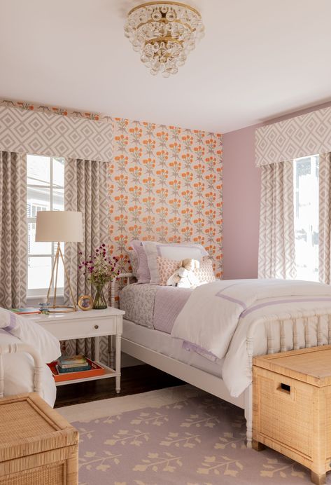 Elements of Style - Roundup: Great Twin Beds for Kids Twin Beds For Kids, Twin Bed Room, Double Twin Bed, Double Twin Beds, Patterned Window Treatments, Stylish Kids Room, Erin Gates Design, Beds For Kids, Kids Twin Bed