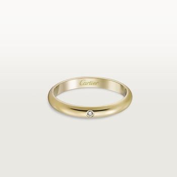 Yellow gold wedding band