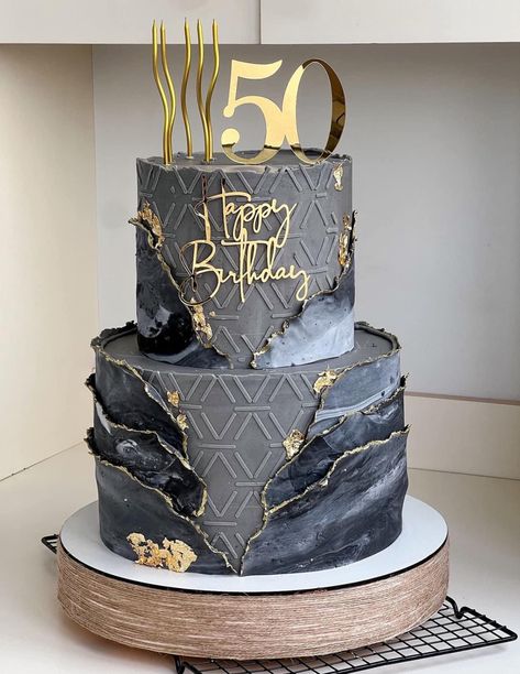 Cake For Man Birthday Elegant, Cake 65th Birthday Men, 50 Birthday Cakes Men, 75 Th Birthday Cake, 50th Birthday Cake Men, Cake For 50th Birthday Men, Men's Cakes Birthday, Extravagant Birthday Cakes, Birthday Cakes Men