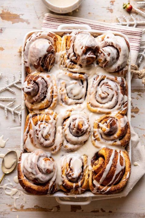 Easy Fluffy Eggnog Cinnamon Rolls...great make-ahead breakfast rolls the whole family will love, perfect for your holiday celebrations! Cinnamon Rolls Receita, Eggnog Cinnamon Rolls, Half Baked Harvest Recipes, Fluffy Cinnamon Rolls, Breakfast Rolls, Harvest Recipes, Half Baked, Half Baked Harvest, Christmas Brunch