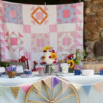 How adorable? Prairie Themed Party! Am I obsessed because I read all of the Little House on the Prairie books? I think yes :) Pioneer Party, Pioneer Day, Old Fashioned Candy, Quilts Decor, Girl 2nd Birthday, July Birthday, Karas Party Ideas, Girl Birthday Party, 90th Birthday