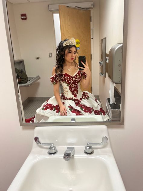 Red And White Charro Quinceanera Dress, White And Red Quinceanera Dresses, Quinceanera Charro Theme, Red Charro Dress, Rancho Quince, Charro Dresses Quinceanera, Short Quinceanera Dresses, Red Charro Quinceanera Dress, Quince Outfits Guest