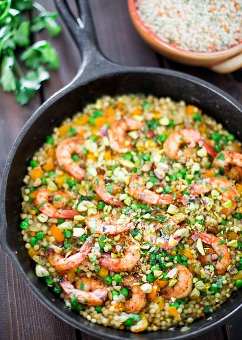 One Pot Couscous with Shrimp and Peas Shrimp Couscous, Shrimp Fettuccine, Jo Cooks, Tandoori Masala, Couscous Recipes, One Pot Dinners, Curry Shrimp, Shrimp Recipes, One Pot Meals