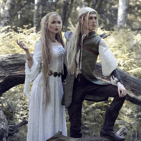 Couples Elf Costume, Fairy Couple Costume Halloween, Fantasy Couple Costume, Ren Faire Couple Costume, Elf Couple Costume, Male Elf Cosplay, Fae Outfit, Halloween Casal, Elf Couple