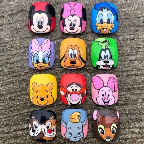 Cartoon Nails Design, Cartoon Nail Ideas, Nail Design Cartoon, Cartoons Nails, Cartoon Step By Step, Nail Art Cartoon, Beginner Nail Designs, Disney Nail Art, Cartoon Nail Designs