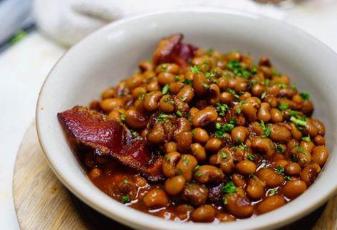 Magnolias Barbecued Black-Eyed Peas by Chef Kelly Franz - Black Eyed Peas Recipe New Years, Bbq Beans Recipe, Black Eyed Peas Recipe, Southern Cookbook, Bbq Beans, New Years Dinner, Copycat Restaurant Recipes, Pea Recipes, Beans Recipe