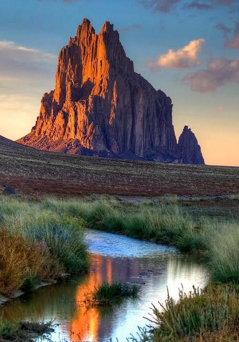 Ship Rock, New Mexico Shiprock New Mexico, Travel New Mexico, Mexico Photography, New Mexico Usa, Land Of Enchantment, 수채화 그림, Beautiful Sites, Bora Bora, Mexico Travel