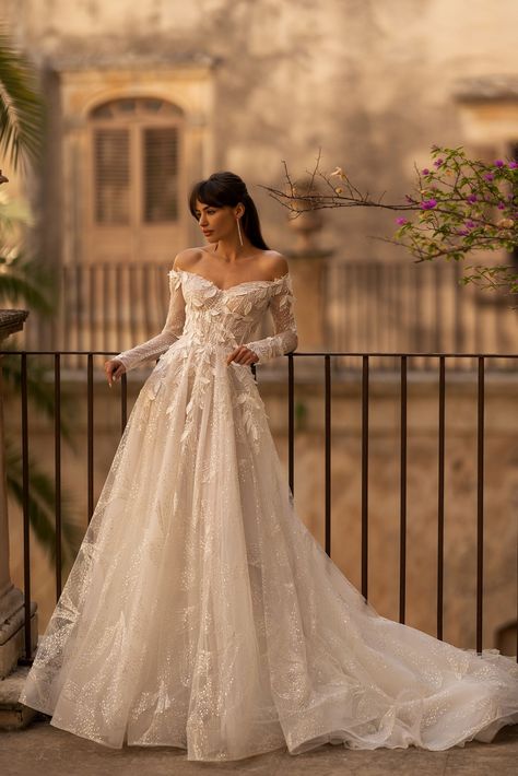 Rosalind.Every romantic girl will want to exchange vows at a wedding in a real princess dress – A-line in ivory color. All attention will be focused Princess Aesthetic Wedding, Fantasy Wedding Dress, Long Lace Sleeves, Be Focused, Puffy Skirt, Real Princess, Wedding Silhouette, Romantic Girl, Long Sleeve Wedding Dress Lace