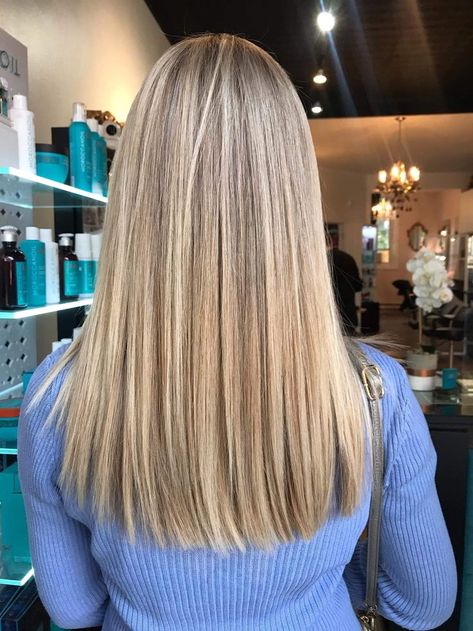 Blonde Highlights Medium Length Hair, Blonde Balayage Transformation, Blonde Highlights Medium Length, Hair Transformation Blonde, Blonde Hair With Dimension, Hair With Dimension, Highlights Medium Length, Dimension Blonde, Balayage Transformation