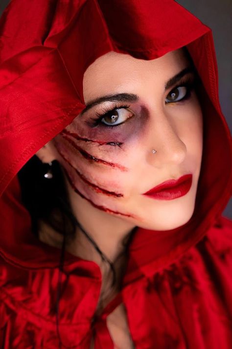 Special Effect Halloween Makeup, Claw Mark Makeup, Claw Marks Makeup, Scary Little Red Riding Hood Makeup, Victim Makeup Halloween, Wound Halloween Makeup, Scar Sfx Makeup, Special Effects Makeup Ideas Simple, Red Riding Hood Makeup Halloween