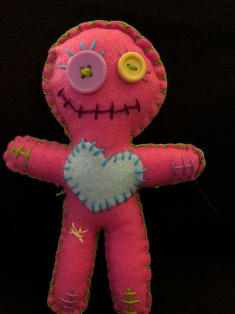 Diy Voodoo Dolls, Small Baby Dolls, Doll Template, Felt Monster, Funny Artwork, Sewing Templates, Worry Dolls, Handmade Plushies, Cute Sewing Projects