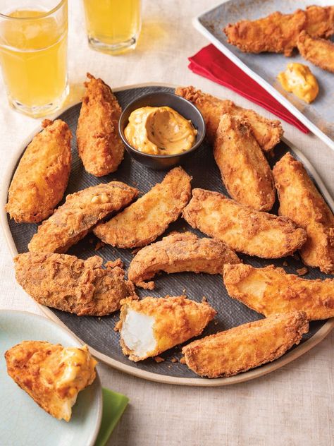 Chicken-Fried Mississippi Potato Logs Potato Logs, Potatoes Recipes, Seasoned Potatoes, Make Ahead Appetizers, Oven Fried, Potato Sides, Food Log, Chicken Fried, Party Appetizer