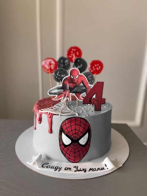 Spaydrmen Cake, Tortebi Birthday Cakes, Round Spiderman Cake, Cake With Spiderman, Spiderman Cake Birthday For Kids, Spider Man Cake Ideas, Spiderman Cake Ideas, Superman Birthday Cake, Cake Spiderman