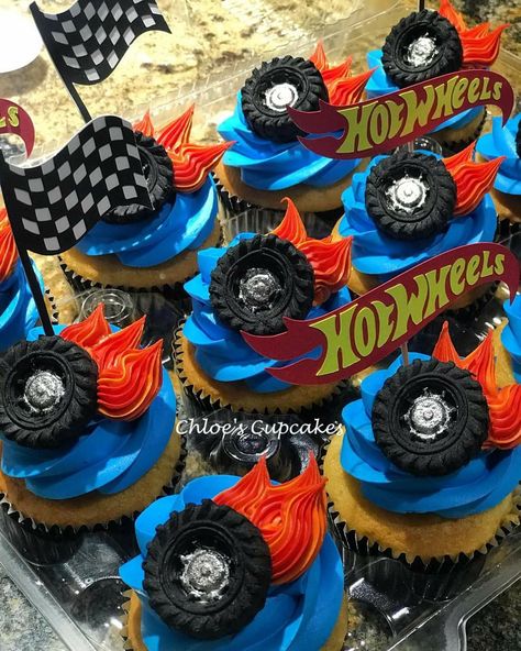 Hotwheel Cupcake Ideas, Hot Wheels Birthday Cupcake Ideas, Hot Wheels Donut, Hot Wheels 2nd Birthday Party, Hot Wheels Birthday Dessert Table, Hotwheels Monster Truck Birthday Cake, Hot Wheel Cookies Decorated, Hot Wheel City Birthday, Hotwheels Birthday Cupcakes