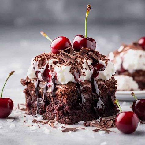 Simple Easy Desserts, Black Forest Brownies, Chocolate Cherry Brownies, Easy Desserts For A Crowd, Potluck Dessert, Cook Desserts, Cherry Brownies, Potluck Desserts, Uk Recipes