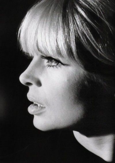 In 1964, German model Nico met Brian Jones and the Stones manager Andrew Loog Oldham, who recorded her first single produced by Jimmy Page. Christa Päffgen, The Velvet Underground & Nico, 60s Girl, The Velvet Underground, Julie Christie, Marcello Mastroianni, Chelsea Girls, Lou Reed, Janis Joplin