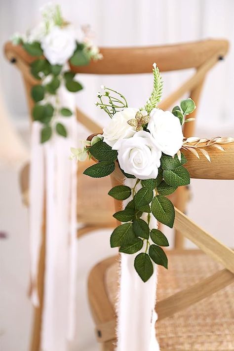 Chair Decorations Party, Reception Chair Decorations, Pew Flowers, Decorations For Wedding, Pew Decorations, Flowers Eucalyptus, Aisle Decorations, Wedding Chair Decorations, Aisle Flowers