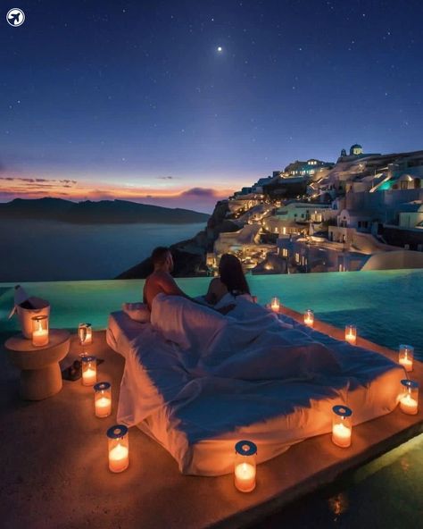 Santorini Honeymoon, Grecia Santorini, Greece Honeymoon, Santorini Sunset, Santorini Hotels, Dream Honeymoon, Couples Vacation, Dream Vacations Destinations, Greece Vacation