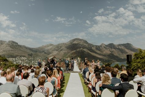 Cape town offers some of the best backdrops for international wedding guests. One of many reasons why its considered one of the top wedding destinations in the world Cape Town Wedding Venues, Cape Town Wedding, Wedding Destinations, Epic Wedding, Water Wedding, Location Inspiration, Wedding Beach Ceremony, Table Scapes, Wedding Barn