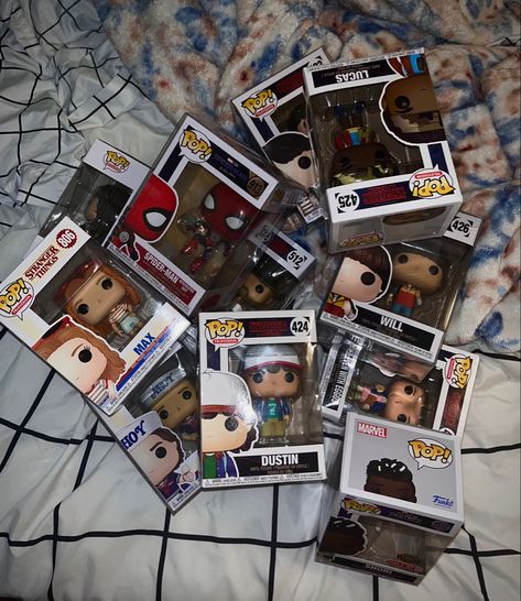 Funko pops for room decor Funko Pops Aesthetic, Funko Pop Aesthetic, Pop Figurine, Pop Figures, Funko Pops, Christmas Wishlist, Funko Pop, Aesthetic Photography, Stranger Things