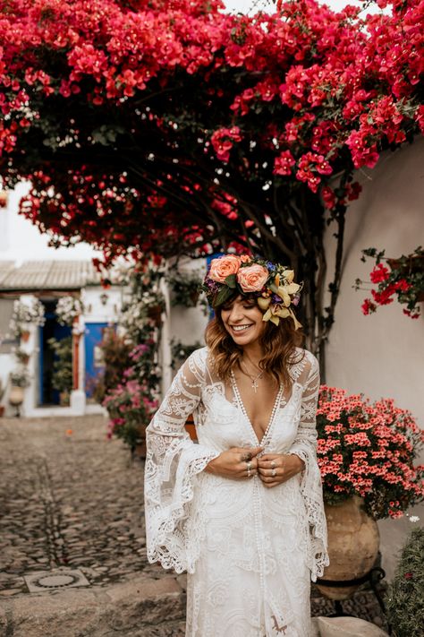 Spanish Style Wedding Dress, Indie Wedding Dress, Spanish Style Wedding, Garden Elopement, Mexican Inspired Wedding, Unique Destination Wedding, Europe Wedding, Wedding Spain, What A Girl Wants