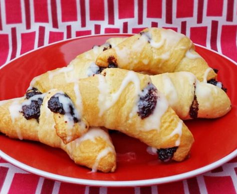 Solo Foods | Poppy Horns Poppyseed Pastry, Crescent Roll Sheet Recipes, Mexican Cole Slaw, Poppy Seed Recipes, Starvin Marvin, Pillsbury Crescent Recipes, Sheet Recipes, Crescent Roll Sheet, Pillsbury Crescent Roll Recipes