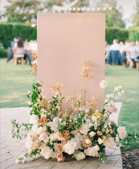 Engagement Floral Backdrop, Welcome Sign With Florals, Unstructured Floral Arrangements Wedding, Wedding Welcome Sign Floral Arrangement, Welcome Wall Wedding, Wedding Signs Colorful, Floral Arrangement Color Palettes, Large Wedding Welcome Sign, Floral Wedding Welcome Sign