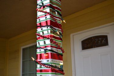 Decorating Pillars For Christmas, Decorating Columns For Christmas, Christmas Columns Outdoor, Porch Column Wraps, Pillar Decorations, Columns Decor, Column Decoration, Outside Christmas Decorations, Hanging Christmas Lights