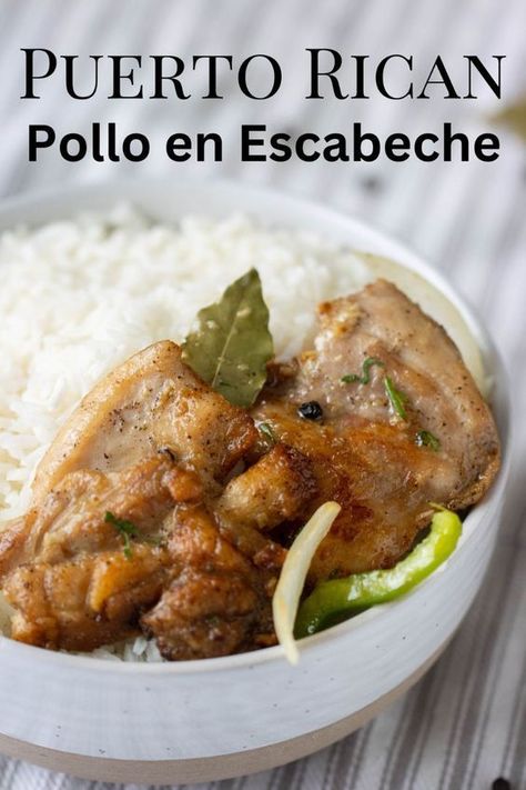 Tired of the same chicken meal? Try this Pollo en Escabeche, a Puerto Rican Chicken recipe that is tangy, garlicky, and full of flavor. Latin Chicken Recipes, Puerto Rican Chicken Recipes, Puerto Rican Dinner Ideas, Costa Rican Chicken, Puerto Rican Recipes Rice, Escabeche Recipe, Puerto Rican Chicken, Pollo Tropical, Spanish Recipe