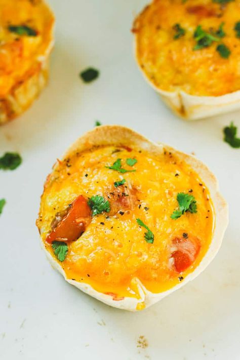 Tortilla Egg Quiche Egg Quiche Recipes, Ham And Egg Cups, Tortilla Quiche, Air Fryer Tortilla, Savory Quiche, Savory Food Recipes, Breakfast Egg Recipes, Crescent Roll Breakfast Recipes, Egg Quiche