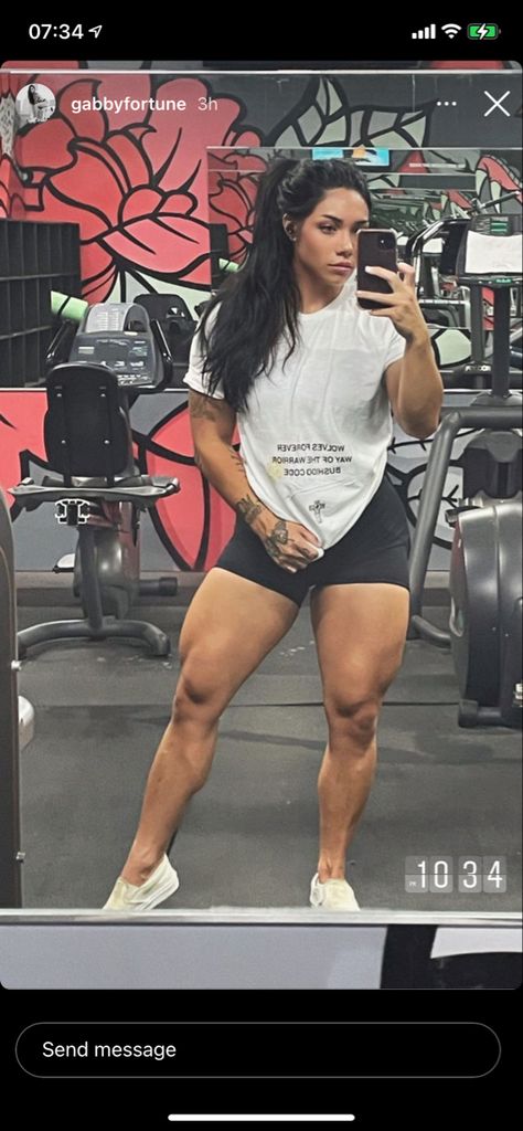 Gabby Fortune Fitness, Female Gym Aesthetic, Women Bodybuilding Pictures, Gabby Fortune, Gym Baddie, Body Recomposition, Muscle Mommy, Bodybuilding Pictures, Crossfit Women