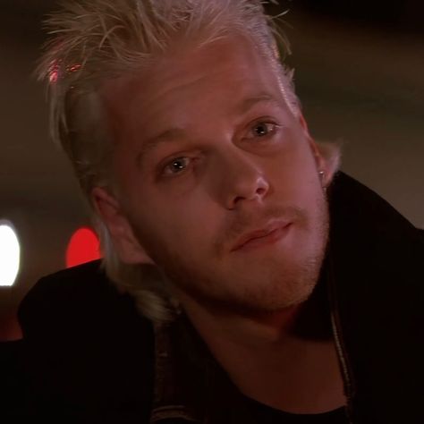 David Lost Boys, The Lost Boys, David The Lost Boys, Kiefer Sutherland 80s, Lost Boys Tattoo Vampire, Lost Boys David, Lost Boys Cast, The Lost Boys David, The Lost Boys Michael