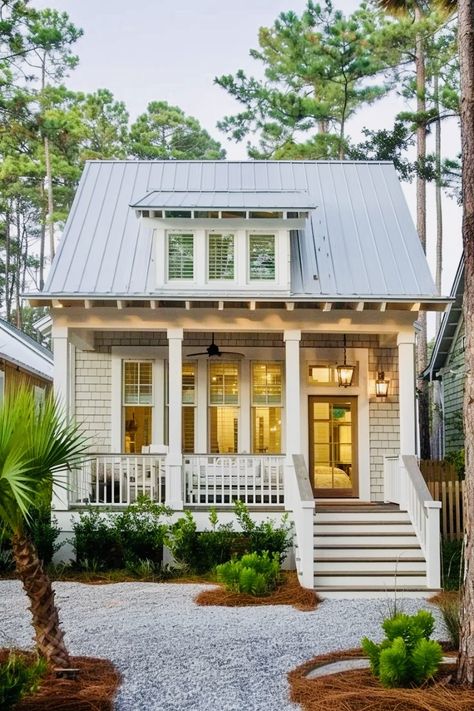 Beach Cottage Floor Plans, Cottage Exterior Design, Small Beach Cottages, Beach House Decorating Ideas, Mini Chalet, Beach Cottage Exterior, Beach Cottage Design, Beach Cottage Ideas, Small Beach Houses