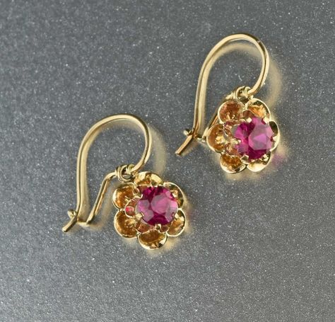 10K Gold Antique Ruby Earrings 1900s  #Gold #Earrings #Antique #Ruby #Modern #Sterling #Stud #Heart #Muff #wedding Baby Jewelry Gold, Delicate Gold Jewelry, Antique Jewellery Online, Vintage Jewelry Antique, Gold Bar Earrings, Silver Jewellery Online, Antique Jewellery Designs, Edwardian Jewelry, Cleaning Gadgets