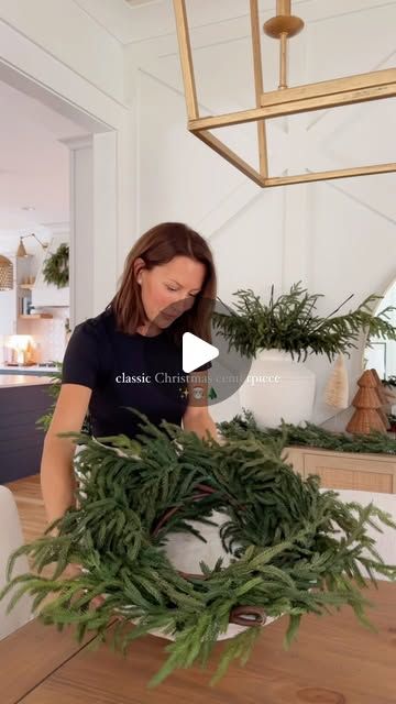 Kathy Ibrahim on Instagram: "classic Christmas ❤️ | grab a large bowl, any leftover garland, wreath or stems and layer in different sized pillar candles inside (battery operated preferred) it’s simple, classic and makes a beautiful statement on a table or kitchen island 🌲💫   Comment CLASSIC below to receive a DM with the link to shop this post on my LTK ⬇ https://liketk.it/4Wwbt #ltkseasonal #ltkholiday #ltkhome  save + share and follow along for more Christmas ideas  🧑🏼‍🎄 #christmasdecor #christmasideas #holidayseason #classicchristmas #centerpiece #easydiy #christmasdecorations" Garland Wreath, Christmas Table Centerpieces, Christmas Centerpiece, Christmas Centerpieces, Christmas Garland, Classic Christmas, Large Bowl, Christmas Table, Battery Operated