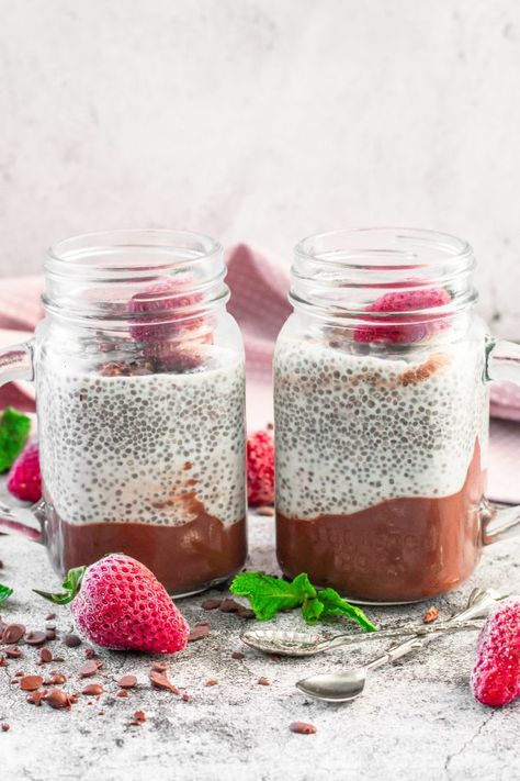 Healthy Pudding Desserts, Silken Tofu Recipes, Tofu Dessert, Chia Breakfast, Tofu Pudding, Tofu Breakfast, Healthy Pudding, Chocolate Chia Seed Pudding, Chocolate Chia Pudding