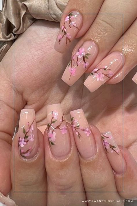 Pink Nail Inspiration Coffin, Pretty Floral Nails, Pretty Soft Nails, Nails Inspiration Floral, Spring Gel X Nail Designs, Flower And Heart Nails, Nail Inspo Flower Design, Japanese Blossom Nails, Nail Art Cherry Blossom