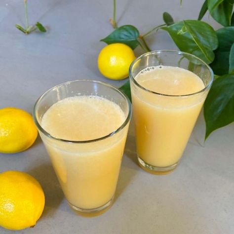 The Best Low Fodmap Electrolyte Drink for Dehydration with Lemon and Honey Blended Lemonade, Dehydration Remedies, Drinks For Dehydration, Electrolyte Drink Recipe, Low Fodmap Fruits, Coconut Water Recipes, Homemade Electrolyte Drink, Lemon And Coconut, Blender Drinks